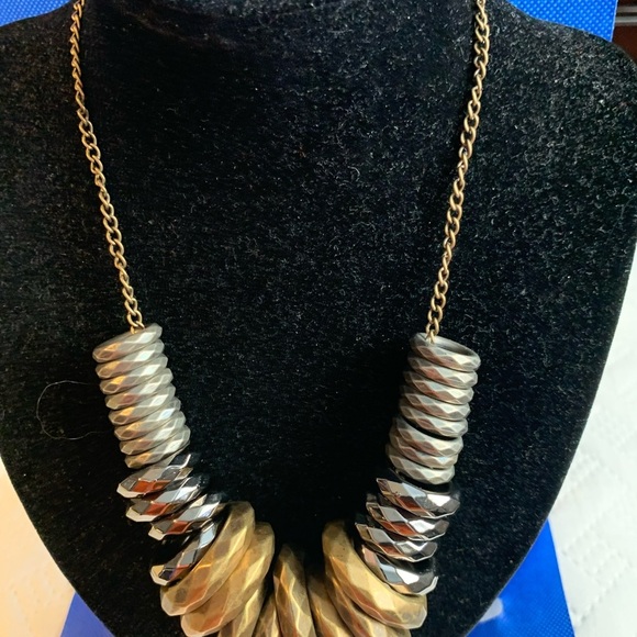 NECKLACE & EARRING SET. New! Brass and Gunmetal Graduated Rings. Gorgeous! - Picture 1 of 3
